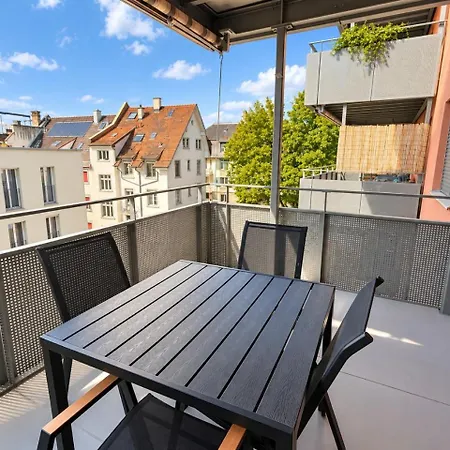 Stylish 2br With Stunning Views - Tilia 41 Daire Zürih
