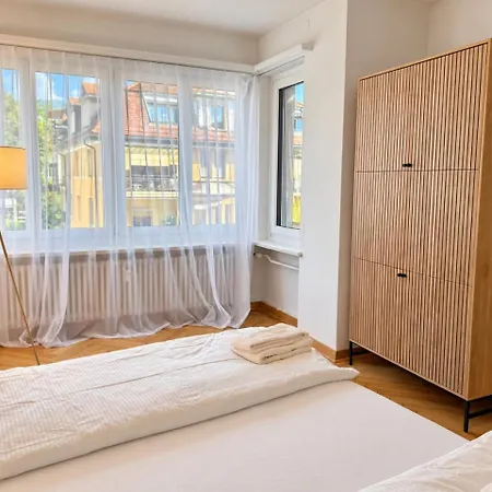 Stylish 2br With Stunning Views - Tilia 41 *