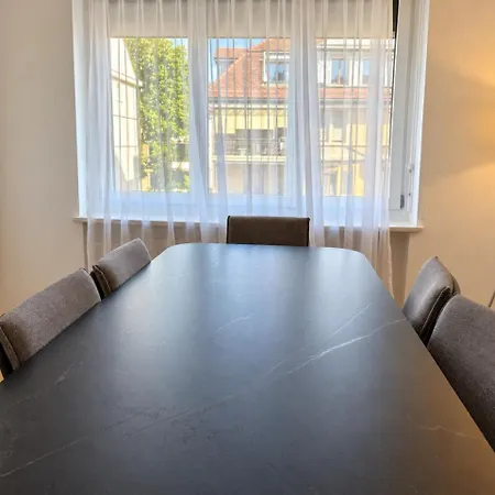 Stylish 2br With Stunning Views - Tilia 41