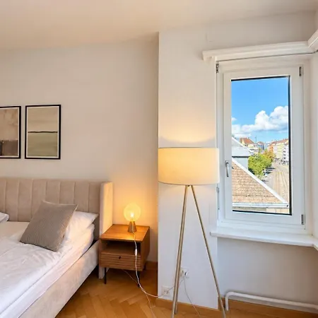 Stylish 2br With Stunning Views - Tilia 41 *
