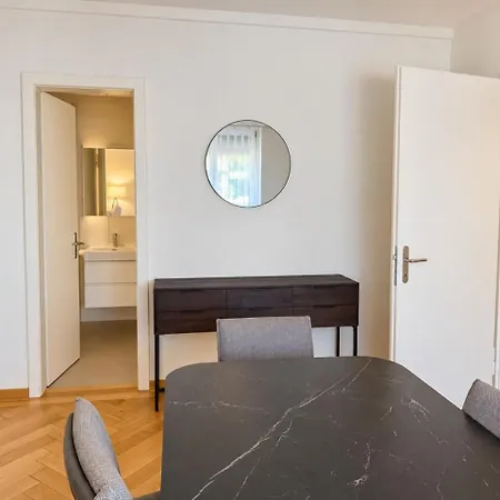 Stylish 2br With Stunning Views - Tilia 41
